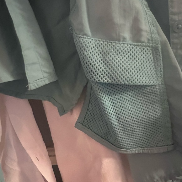 Bundle 2 long sleeve sunshirts (NWT Eddie Bauer-white)(NWOT Columbia-blue)Medium - Picture 2 of 10